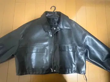 블랙 가죽 자켓 숏 기장