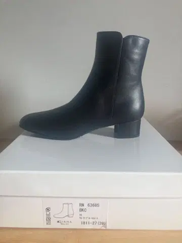 다이애나 숏부츠 23.5