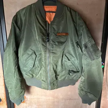 AVIREX MA-1 플라이트 자켓 올리브 그린 구제 의류