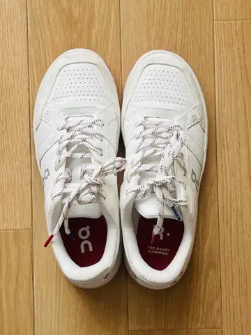 [ On ] THE ROGER Clubhouse 우먼 25.5cm