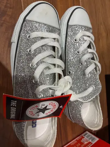 미사용 CONVERSE 실버 라메 글리터 로우컷 22.5cm