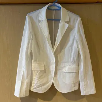 ICHIE 화이트 자켓