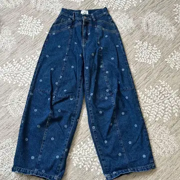 [ LILY BROWN x MARY QUANT ] 데님