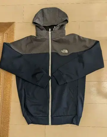 THE NORTH FACE 나일론 자켓 후드 부착
