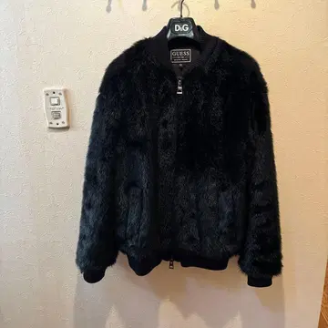GUESS 블랙 페이크 퍼 자켓
