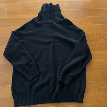 캐시미어 100% 블랙 터틀넥 스웨터 사이즈 38