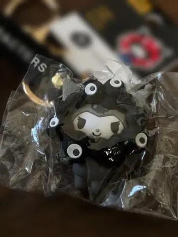 쿠로미 만박회장 한정판 블랙 미야쿠미야쿠 키링 흑백 산리오