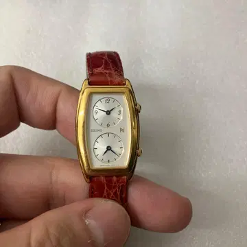 SEIKO 손목시계 노이에 1E20-3A00 보르도