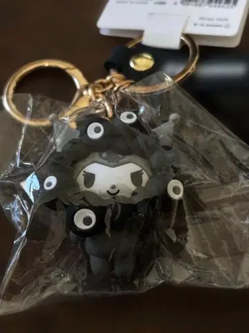 쿠로미 만박 회장 한정판 블랙 미야쿠미야쿠 키링 흑백 산리오