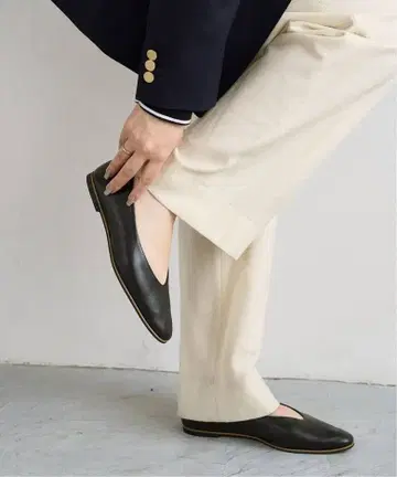 LE TALON 가죽 U컷 플랫 [ 25cm ]