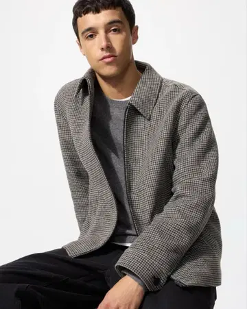 유니클로 싱글 컬러 숏 블루종 S