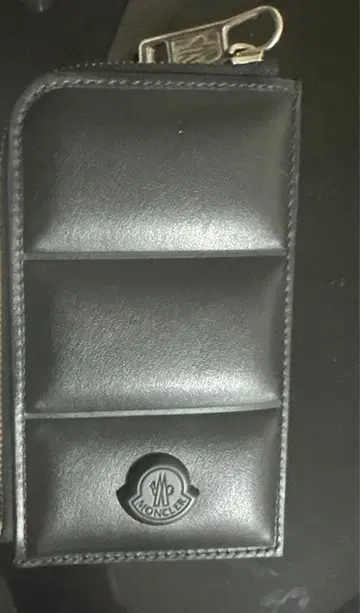 정가 5만 선착순 MONCLER 카드 케이스