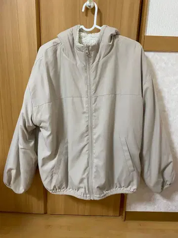 베이지 아이보리 보아 마운틴 파카