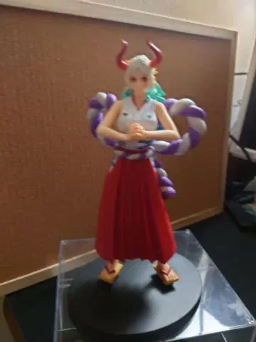 원피스 야마토 피규어