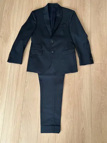 새상품급 NEIL BARRETT 네이비 스트라이프 수트 46