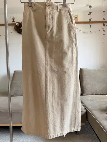 스픽앤스팬 가먼트 다이 타이트 스커트 베이지 S 사이즈