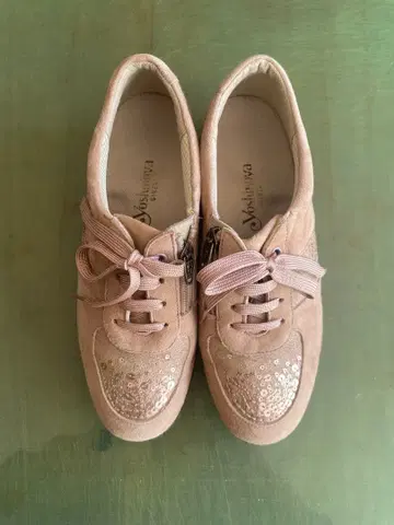 긴자 요시노야 베이지 신발