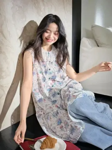 KUOSE 슬리브리스 플로럴 드레스 M 사이즈