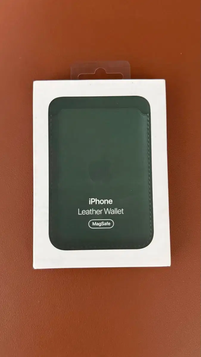 [Genuine] Apple MagSafe Card Wallet Leather Sequoia Green Brand New (2nd Gen)