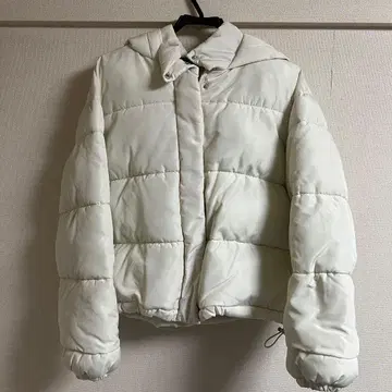 NICE CLAUP 후드 부착 다운 자켓