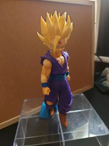 드래곤볼 Z 출진 손오반 피규어 초사이어인 2