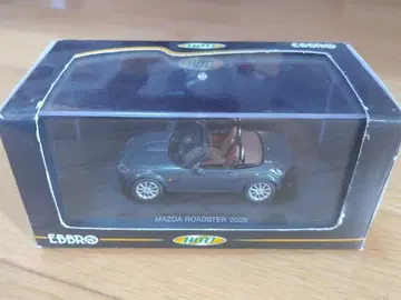 EBBRO [ MAZDA ROADSTER 2005 ]