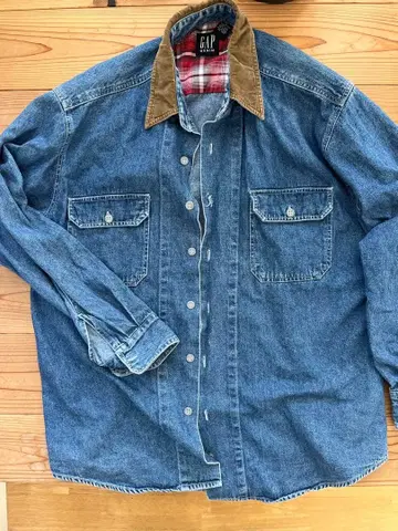 GAP 데님 자켓 체크 안감 부착 [ 구제 의류 ]