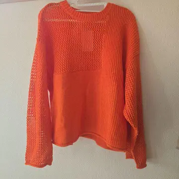 오렌지 메쉬 편직 긴팔 니트