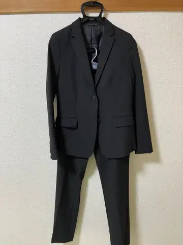 여성용 블랙 취업 정장 세트 유니클로 UNIQLO