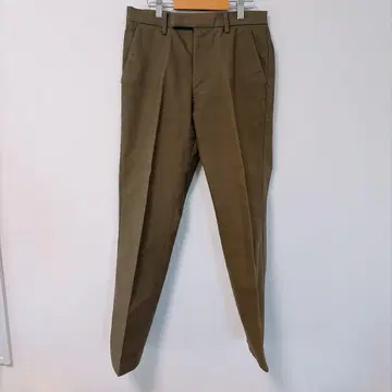 투모로우랜드 슬랙스 카키