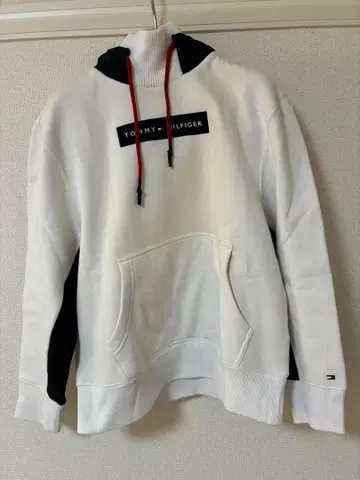TOMMY HILFIGER 후드 부착 후드티