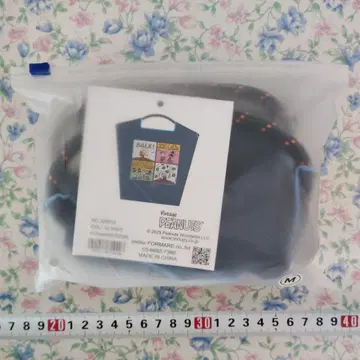 PEANUTS 네이비 에코백 M 사이즈