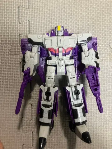 다크문 & 애스트로트레인 트랜스포머 타이탄즈 리턴