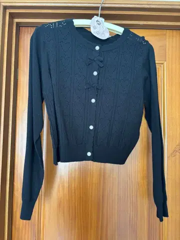 아오키 미사코 시마무라 콜라보 리본 가디건 블랙