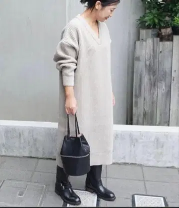 JOURNALSTANDARD luxe 파인 메리노 아제 V넥 원피스