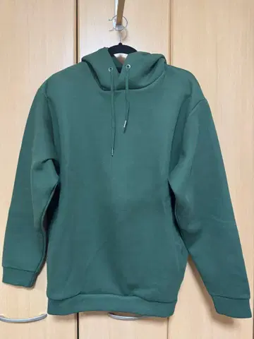 그린 라벨 후드 맨투맨 그린