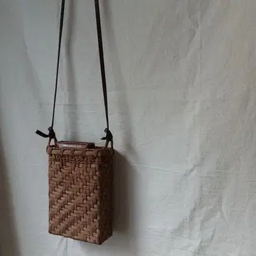 작은 일본산 야생 포도 숄더백