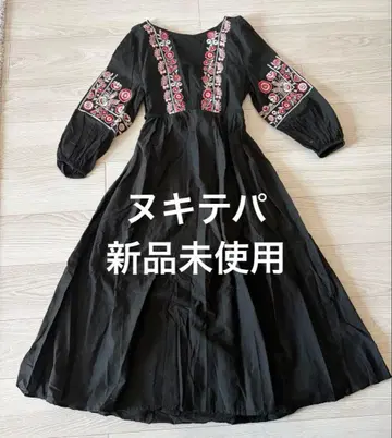 [ 새상품 ] 누키테파 자수 롱 원피스 블랙 완판템 코튼 100%