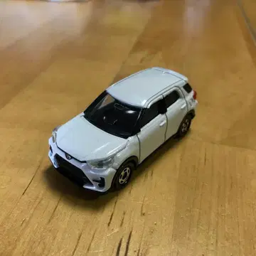 토미카 도요타 라이즈 최초 특별 사양 최초 한정 toyota raize