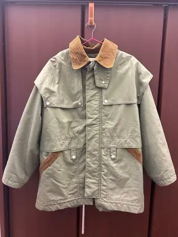 MOUSSY 케이프 헌팅 자켓