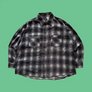 90s SAUGATUCK L/S Ombre Plaid Shirt
