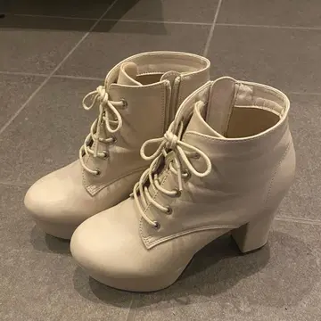 화이트 베이지 레이스업 힐 부츠 여성용 L 사이즈 24~25