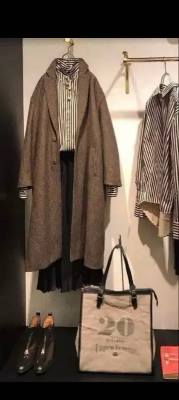 UnpeuFemme 울 혼방 브라운 롱 코트