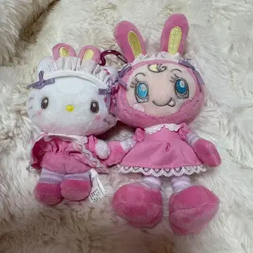 메조 피아노 x 산리오 키티 마스코트