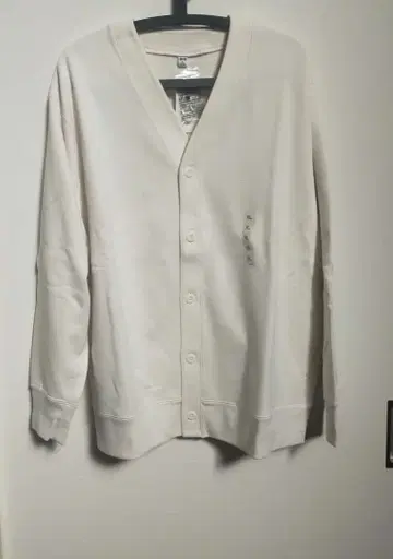 택 포함 새상품 유니클로 맨투맨 가디건 XL 화이트