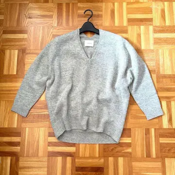 야마다야 CLOCHE 넥라인 돌먼 니트