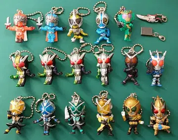 가면라이더 스윙 더블 위자드 외 19점 키링