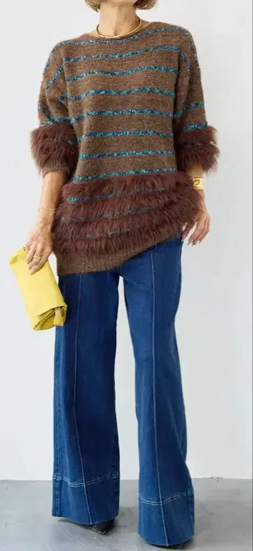 PLUSU OTO.HA 배색 라인 샤기 니트 브라운