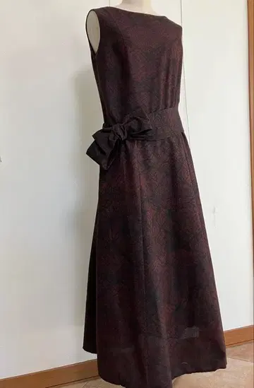 로우웨스트 A라인 원피스 오시마 명주 리메이크