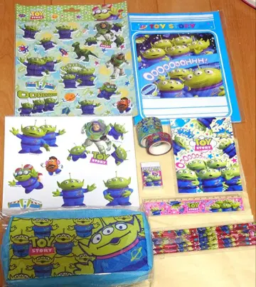 토이 스토리 에이리언 문구 세트